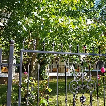 Szálloda Почивна База Хелиос
