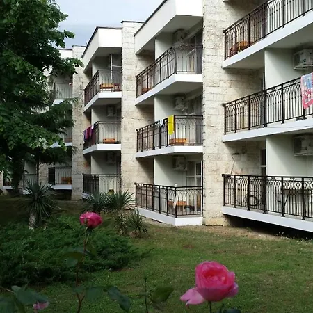 Hotel Почивна База Хелиос *