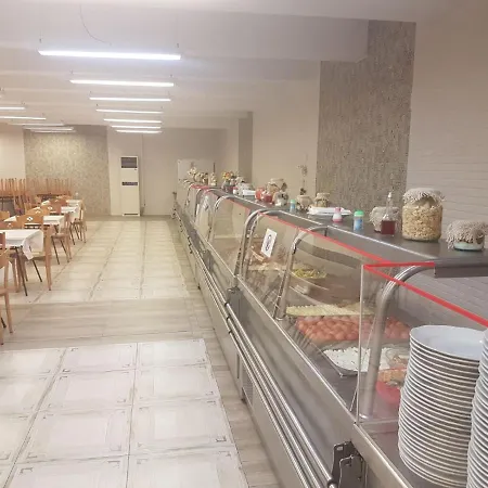 Почивна База Хелиос *