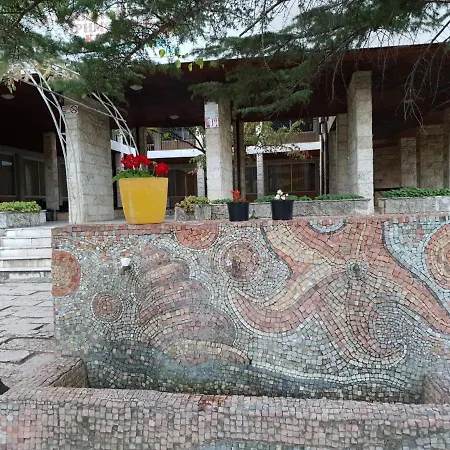 Hotel Почивна База Хелиос *